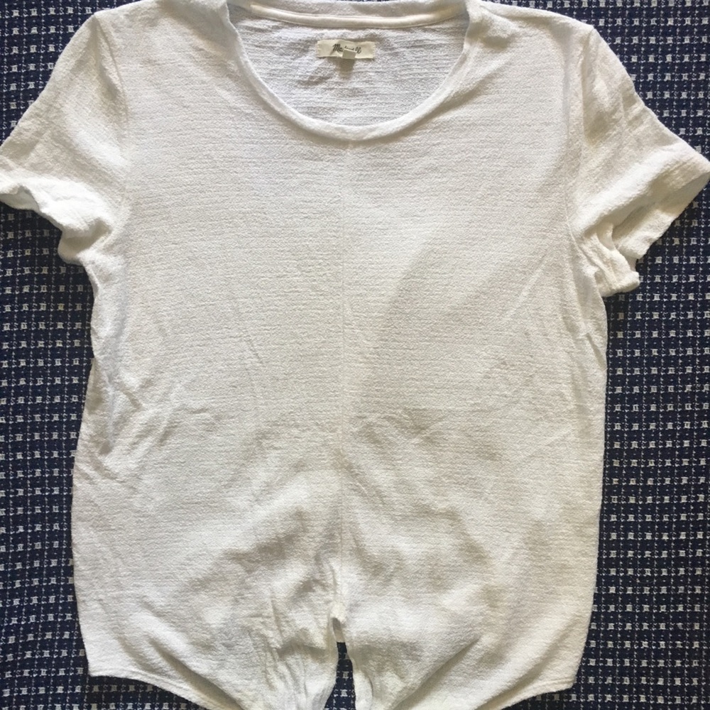 Madewell short sleeved knotted shirt